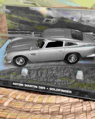 Aston Martin DB5 Missione Goldfinger (1964)