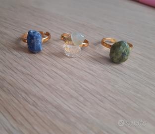 Anelli con pietre stile mare