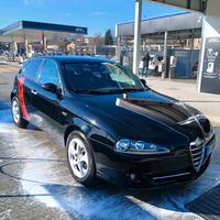 alfa 147 con gancio traino