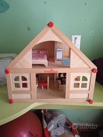 casetta bambole di legno 