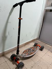 Monopattino 4 ruote OXELO