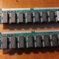 RAM PC: 2 x 4Mb Motorola SCM32130USH70 72-pin SIMM