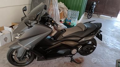 Yamaha TMAX 530