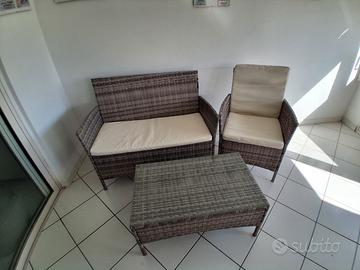 tavolino,divanetto,poltrona 