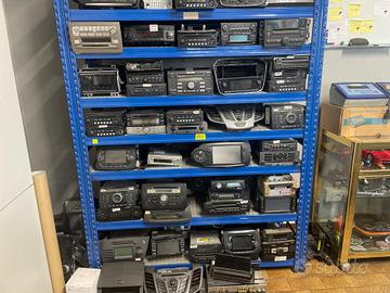 Autoradio di autovettura miste