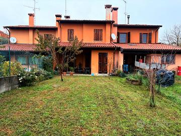 Villa in schiera centrale ad Albana