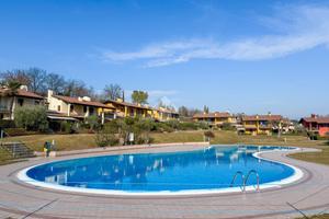 3 LOCALI A PADENGHE SUL GARDA