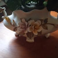 vaso con fiori finti