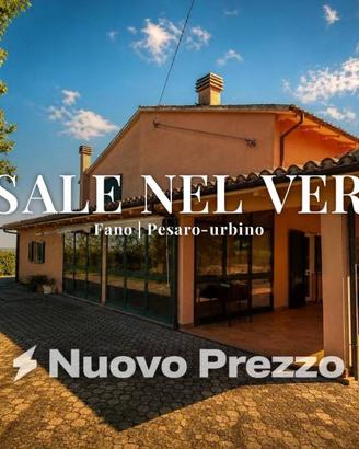Rustico / Casale di 370 m² con 5 locali e box auto