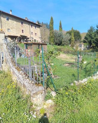 Casa con giardino nel Mugello