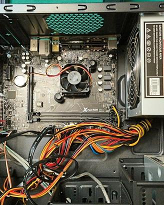 AMD Athlon 5150 - ASRock AM1B-M + psu 500W + case/