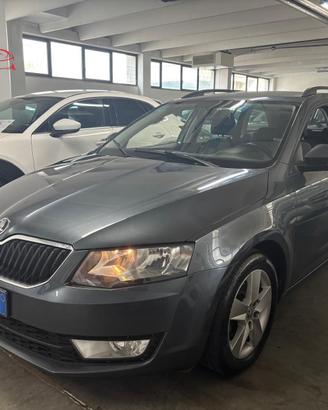 Skoda Octavia 1.6 TDI DSG AUTOMATIC SW