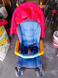 passeggino marca chicco.