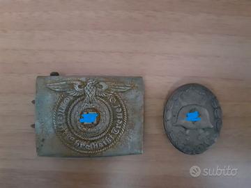 Militaria- lotto Fibbia e Distintivo