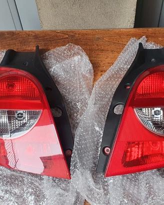 fari posteriori Clio 2007 