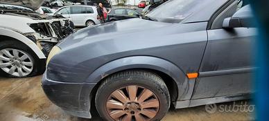 OPEL VECTRA 2003 - PARAFANGO SINISTRO