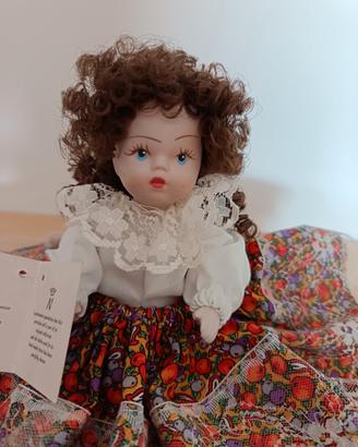 bambolina capodimonte con certificato 