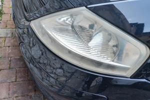 COPPIA DI FARI ANTERIORI C3