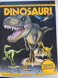 La grande enciclopedia dei dinosauri