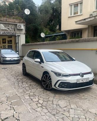 VOLKSWAGEN Golf 2.0 TSI GTI DSG