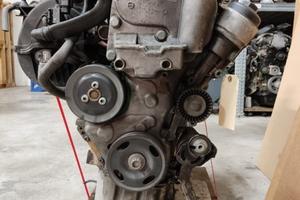 Motore VOLKSWAGEN GOLF 5 1598cc benzina del 2005