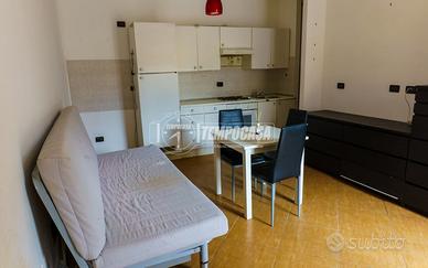 MONOLOCALE AL PIANO TERRA