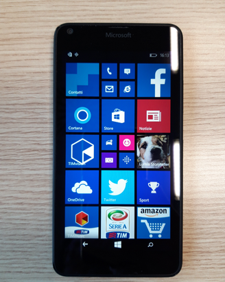 Microsoft Lumia 640 LTE smartphone