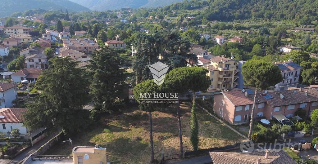 Terreno di 2020 m² a Cave - Vista 2