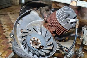 Motore Vespa 50 - 3 marce ( V5A1M -195586