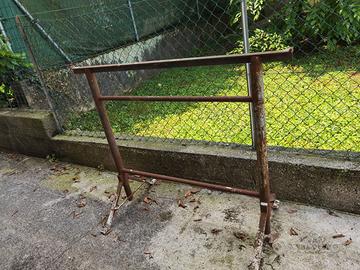 Cavalletto in ferro
