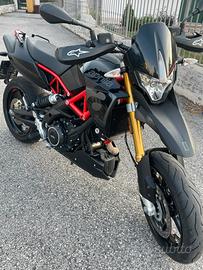 Moto Aprilia 900 abs