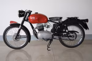 Gilera 150 GRANTURISMO