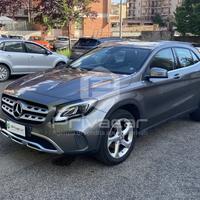 MERCEDES GLA 180 d Automatic Sport