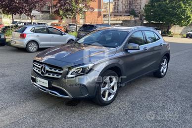 MERCEDES GLA 180 d Automatic Sport