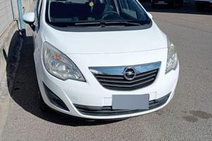 Meriva b