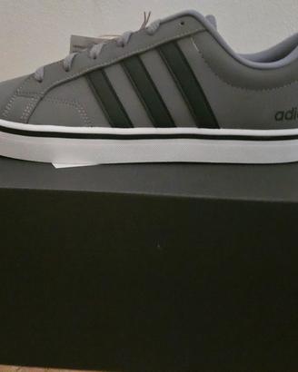 Adidas VS pace
