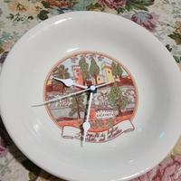 Piatti in ceramica con orologio