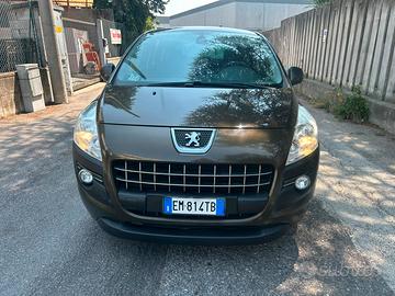 Peugeot 3008 HD 1600 anno 2012