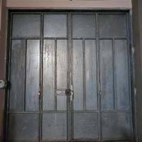 Portone in ferro zincato 