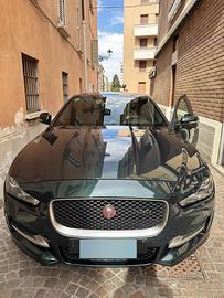 Jaguar XS
