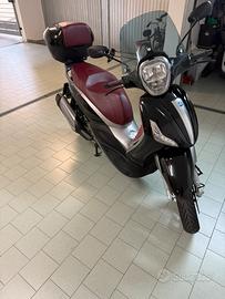 Piaggio Beverly 350 2016