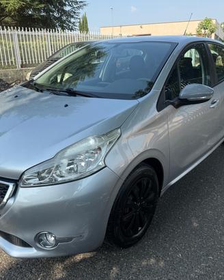 Peugeot 208 PureTech 82 5 porte Allure
