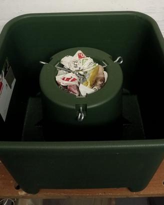 Vaso contenitore in plastica per Albero di Natale