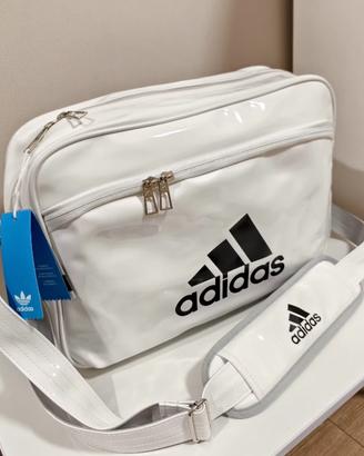 Borsa sportiva a spalla e tracolla