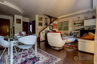 VILLA A SCHIERA A MONTE SAN PIETRO