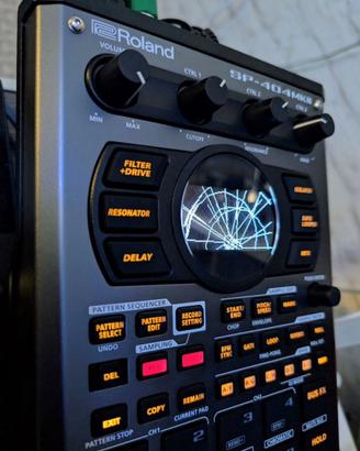 Roland SP 404 MK II