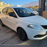 LANCIA Ypsilon 1.2 69 CV 5 porte GOLD +gpl