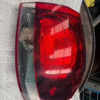 FARO POSTERIORE DESTRO VOLKSWAGEN GOLF 6 ANNO:2011