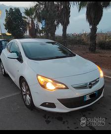 Opel Astra gtc