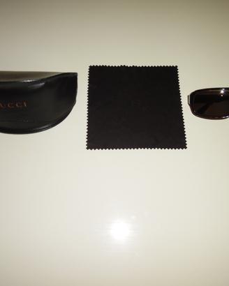 OcchialiDaSoleDaDonnaFirmati"Gucci"OriginaliGradua